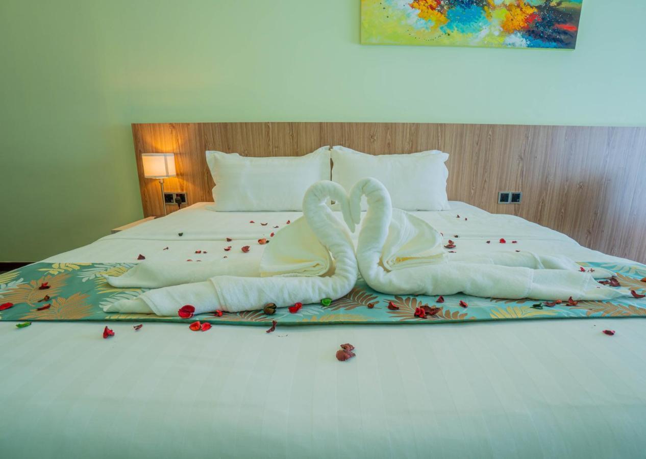 Flypod Hotel Kota Kinabalu Dış mekan fotoğraf